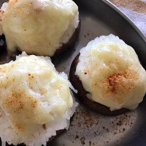 やみつき！トースターで肉厚しいたけ焼きおにぎり★